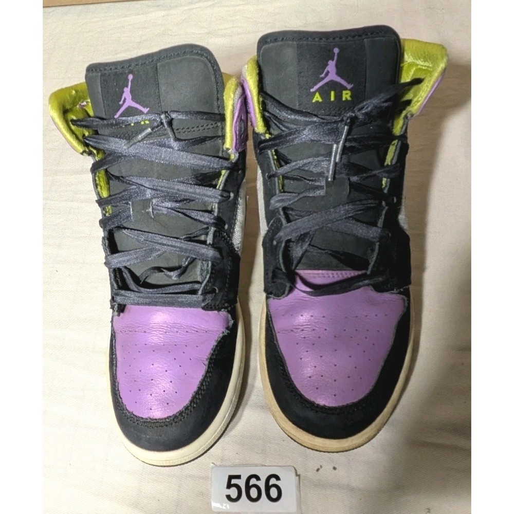 Air Jordan 1 Phat GS 364781‑018 Voltage Purple Cyber Black Size 7.5Y